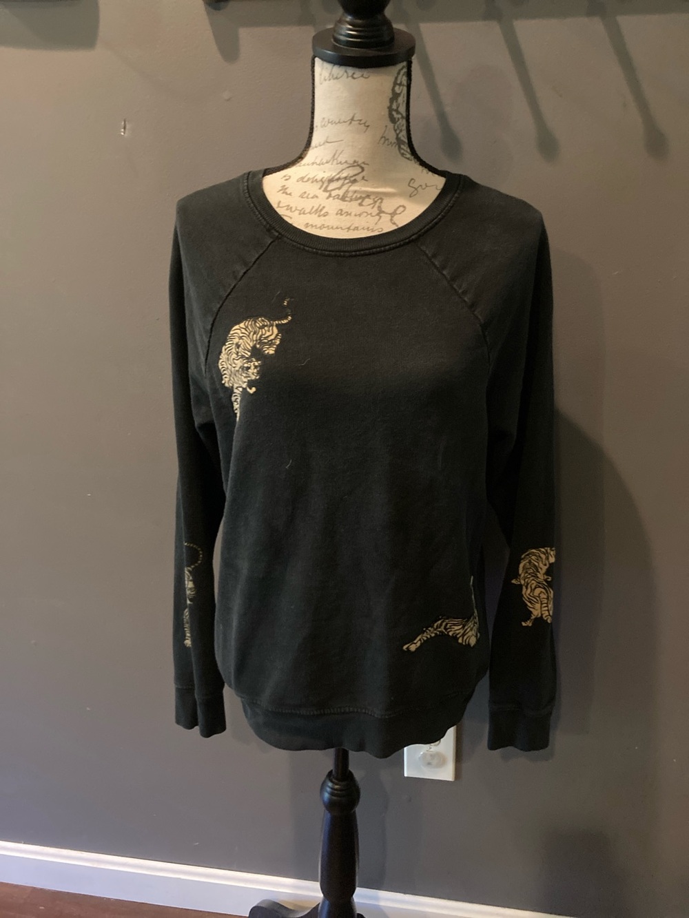 Anthropologie size small muted black and tan tiger sweatshirt GUC